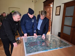 zdjęcia z ćwiczeń z zakresu reagowania kryzysowego na terenie gminy Jedlicze