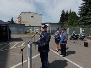 I Zastępca Komendanta Wojewódzkiego Policji w Rzeszowie podinsp. Piotr Stępka podczas przemówienia