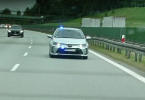 Radiowóz nieoznakowany Komendy Powiatowej Policji w Dębicy