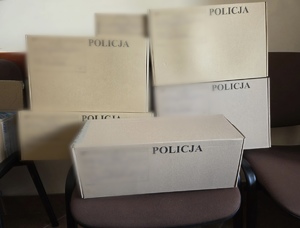 Zabezpieczone narkotyki oraz nielegalnie posiadana broń myśliwska