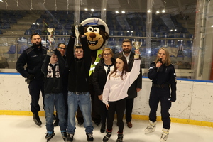 Zwycięzcy konkursów z pucharami