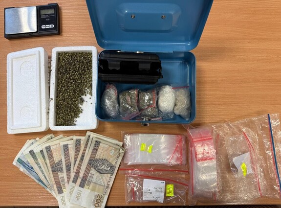 Zabezpieczone przez policjantów narkotyki