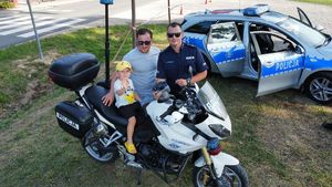 Policjanci podczas pikniku