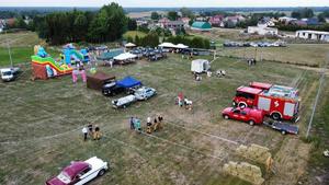 Policjanci podczas pikniku w Zarębkach