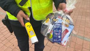 policjanci podczas akcji