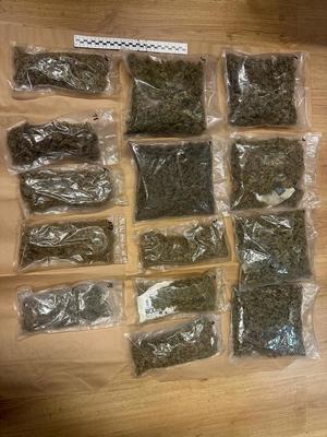 Kryminalni zabezpieczyli blisko 3,5 kilograma narkotyków