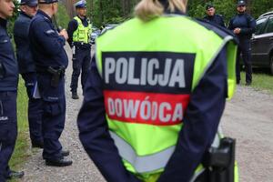 Policjanci doskonalili umiejętności w działaniach kryzysowych, ewakuacyjnych i ratowniczych
