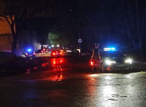 Pora nocna, Policjant kieruje ruchem