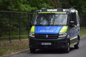 Radiowóz na drodze
