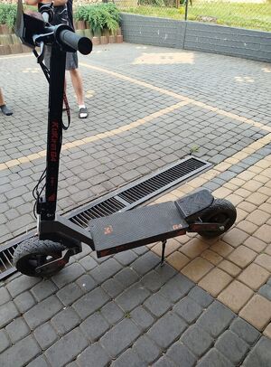Hulajnoga elektryczna