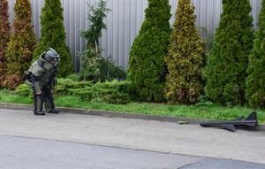 Policjant saper podczas działań