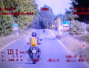 Zarejestrowana prędkość z jaką poruszał się kierujący