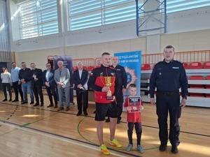 Jasielscy policjanci podczas finału II Podkarpackich Mistrzostwach Policji w Piłce Halowej