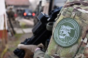 Jasielscy policjanci i kontrterroryści podczas działań