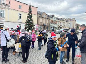 akcja &quot;Odblaskowy Mikołaj&quot; na ulicach Leska