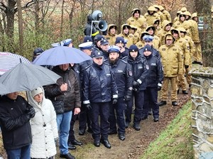 droga krzyżowa służb mundurowych w Zwierzyniu