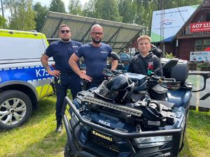 działania profilaktyczne nad wodami Jeziora Solińskiego w Polańczyku