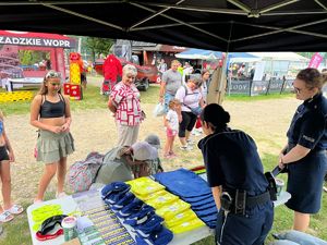 piknik profilaktyczny "Kreci mnie bezpieczeństwo w lecie" w Polańczyku, sobota 2 sierpnia 2025