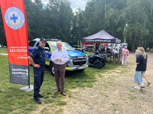 piknik profilaktyczny "Kreci mnie bezpieczeństwo w lecie" w Polańczyku, sobota 2 sierpnia 2025