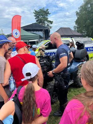 piknik profilaktyczny "Kreci mnie bezpieczeństwo w lecie" w Polańczyku, sobota 2 sierpnia 2025