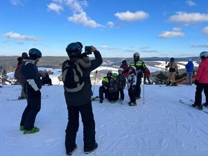 policyjny patrol narciarski w Bieszczadach