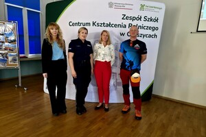 Prelegenci i słuchacze.