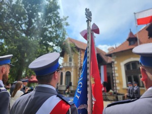 Uczestnicy obchodów Święta Policji w Mieleckiej jednostce policji