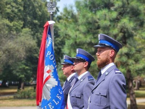 Uczestnicy obchodów Święta Policji w Mieleckiej jednostce policji