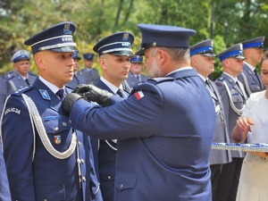 Uczestnicy obchodów Święta Policji w Mieleckiej jednostce policji