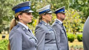 Uczestnicy obchodów Święta Policji w Mieleckiej jednostce policji