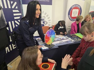 uczestnicy wydarzenia Mielecka strefa Kobiet w Mielcu w dniu 9 marca 2025 roku