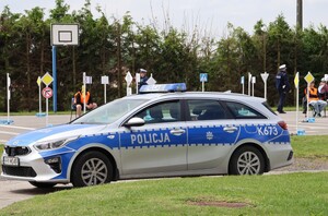 policjanci, organizatorzy Wojewódzkiego Finału Turnieju Bezpieczeństwa w Ruchu Drogowym