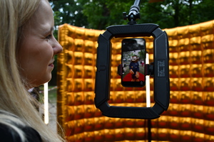 piknik mundurowy w parku miejskim pokaz sprzętu służb mundurowych