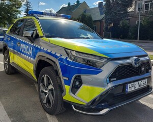 Na zdjęciu widoczny jest radiowóz