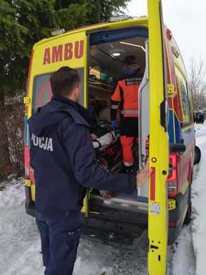 Policjanci sprawdzali pustostany