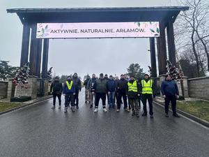 marsz charytatywny z udziałem funkcjonariuszy KMP