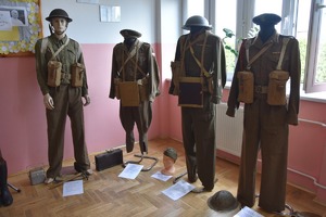 Wystawa umundurowania i wyposażenia Wojska Polskiego