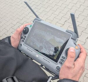 Policjanci podczas zabezpieczenia meczu