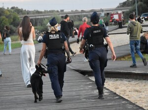 Policjanci podczas zabezpieczenia festiwalu