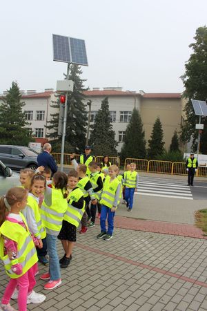 &quot;Bezpieczna droga do szkoły&quot; z tarnobrzeskimi policjantami