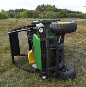 Tragiczny wypadek w Durdach. Ranne trzy dziewczynki- które wypadły z pojazdu mechanicznego typu buggy