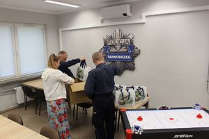 Tarnobrzescy policjanci dla dzieci z Domu Dziecka
