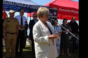 Wielka impreza nad Jeziorem Tarnobrzeskim - "Kręci mnie bezpieczeństwo w lecie"- Wojewoda Podkarpacka Teresa Kubas - Hul