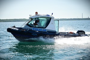 Policjanci nad Jeziorem Tarnobrzeskim