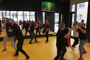 Policjanci szkolili ratowników medycznych