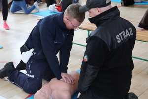 policjanci w trakcie działań